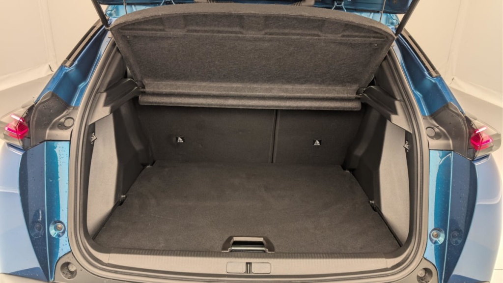 PEUGEOT 2008 Hybrid 145 e-DCS6 Allure - ref: 1-371351 - Photo 11