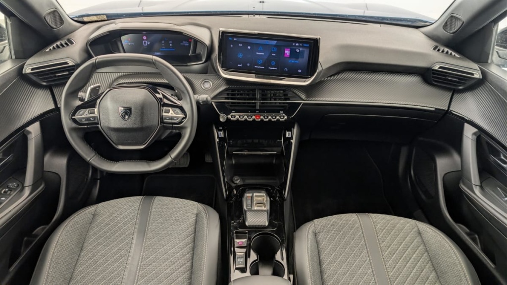 PEUGEOT 2008 Hybrid 145 e-DCS6 Allure - ref: 1-371351 - Photo 13