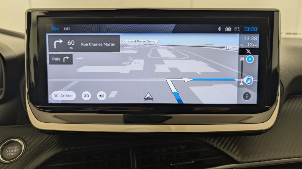 PEUGEOT 2008 Hybrid 145 e-DCS6 Allure - ref: 1-371351 - Photo 19