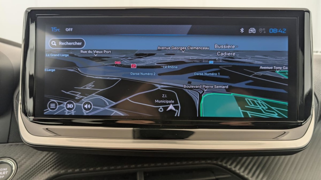 PEUGEOT 2008 Hybrid 145 e-DCS6 Allure - ref: 1-371419 - Photo 19