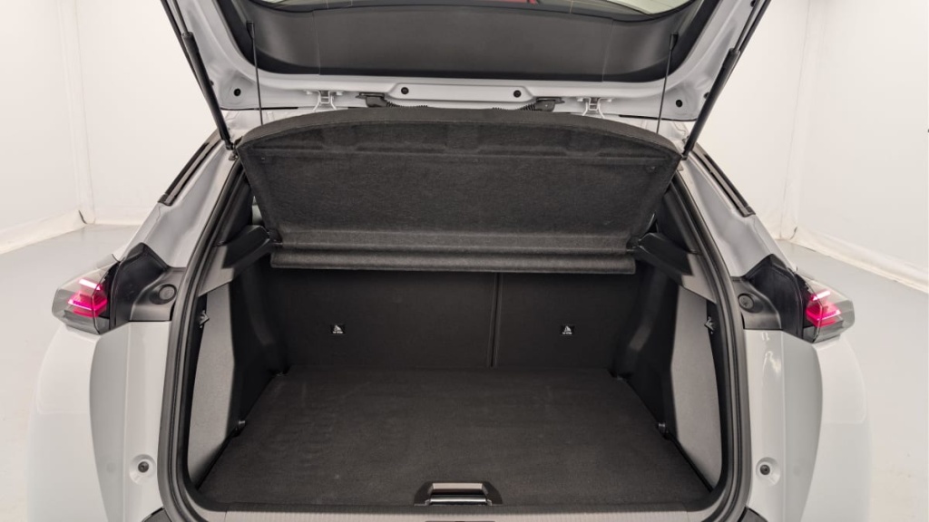 PEUGEOT 2008 Hybrid 145 e-DCS6 Allure - ref: 1-371431 - Photo 11