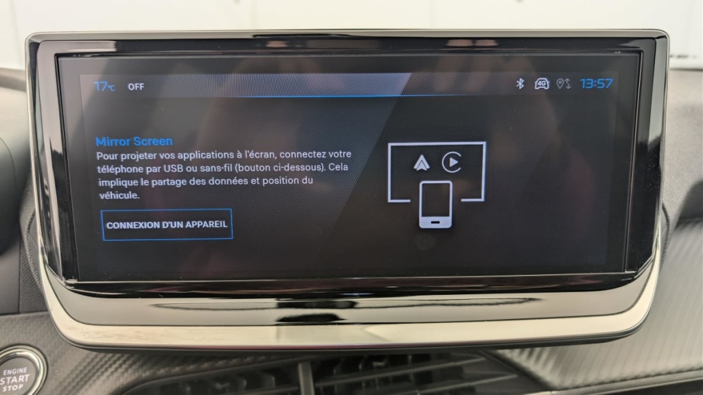 PEUGEOT 2008 Hybrid 145 e-DCS6 Allure - ref: 1-371447 - Photo 18