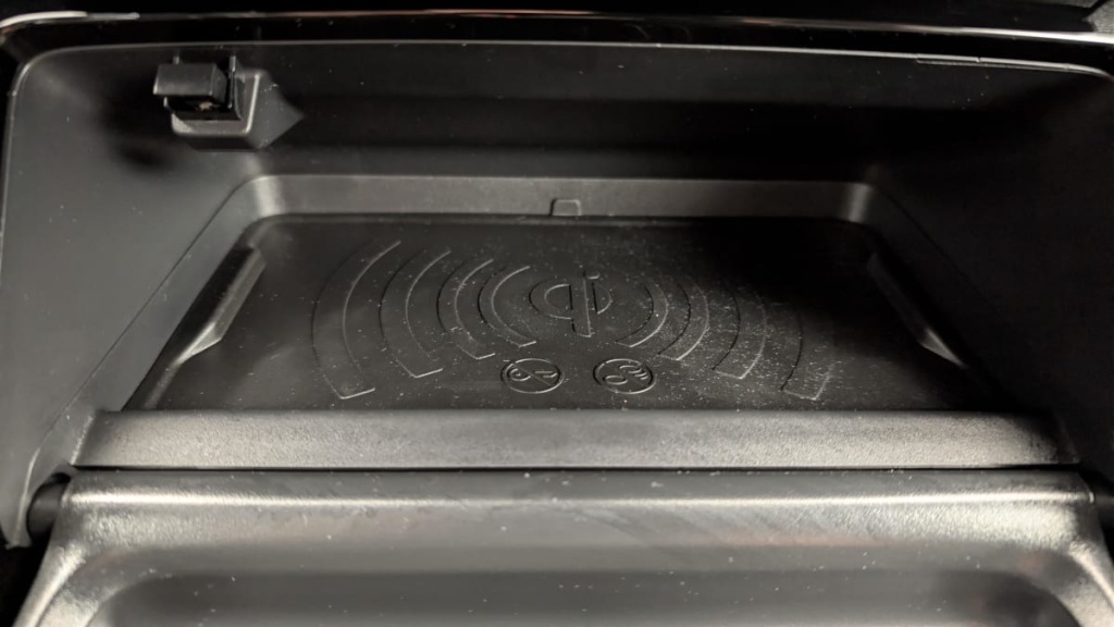 PEUGEOT 2008 Hybrid 145 e-DCS6 Allure - ref: 1-371647 - Photo 20