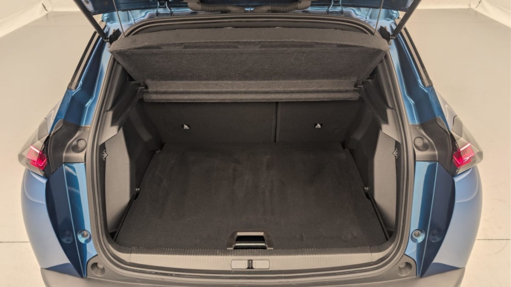 PEUGEOT 2008 Hybrid 145 e-DCS6 Allure - ref: 1-371654 - Photo 11