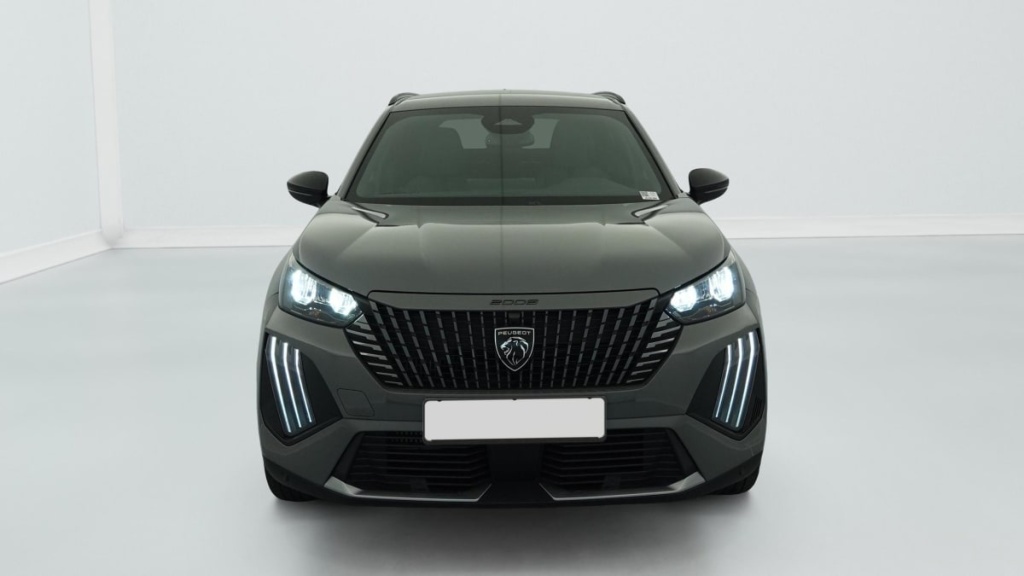 PEUGEOT 2008 Hybrid 145 e-DCS6 Allure - ref: 1-371676 - Photo 2