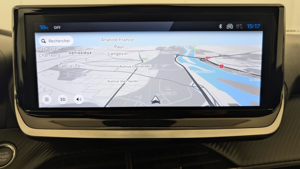 PEUGEOT 2008 Hybrid 145 e-DCS6 Allure - ref: 1-371695 - Photo 18