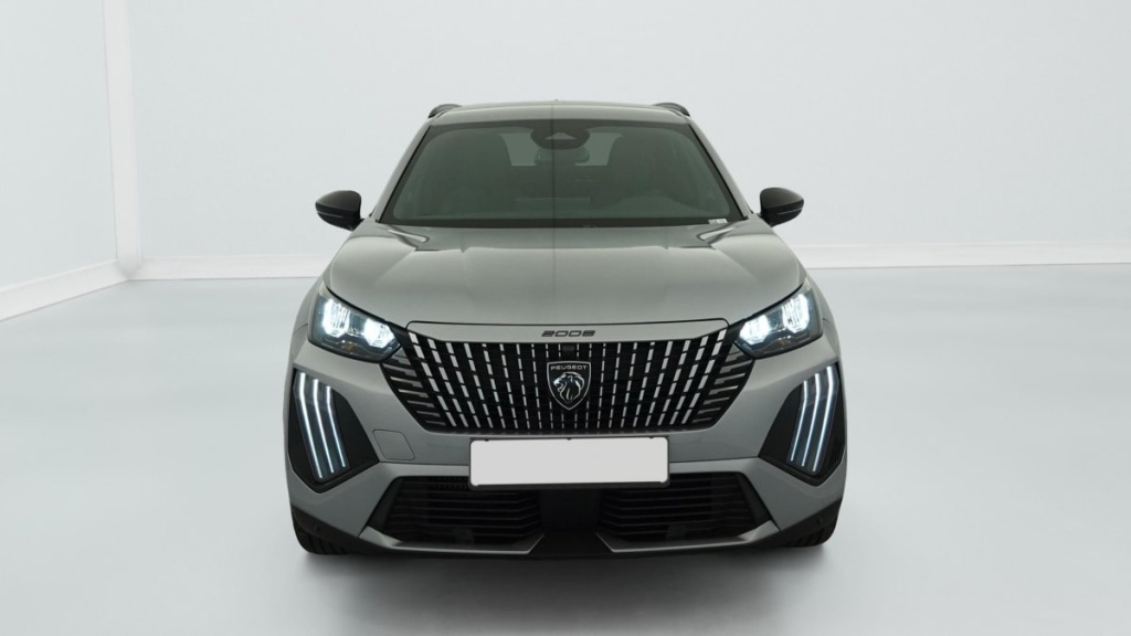 PEUGEOT 2008 Hybrid 145 e-DCS6 Allure - ref: 1-371695 - Photo 2