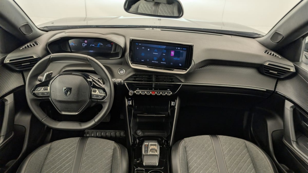 PEUGEOT 2008 Hybrid 145 e-DCS6 Allure - ref: 1-371705 - Photo 13