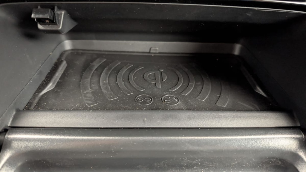 PEUGEOT 2008 Hybrid 145 e-DCS6 Allure - ref: 1-371705 - Photo 20