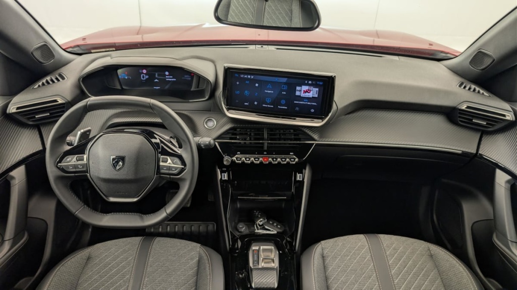 PEUGEOT 2008 Hybrid 145 e-DCS6 Allure - ref: 1-371737 - Photo 13