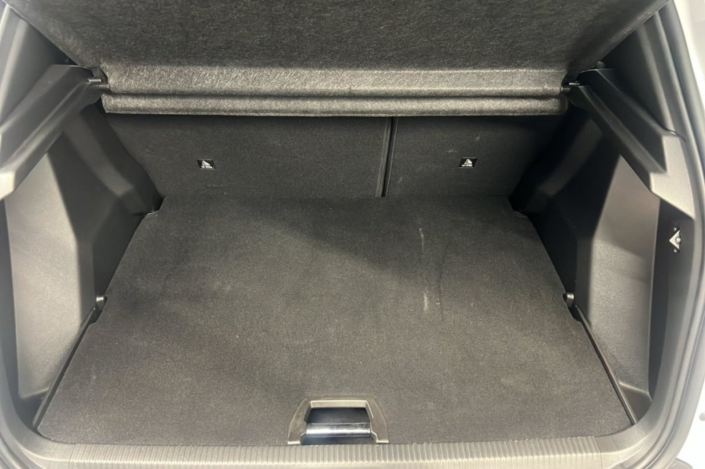 PEUGEOT 2008 Hybrid 145 e-DCS6 Allure - ref: 1-371760 - Photo 11