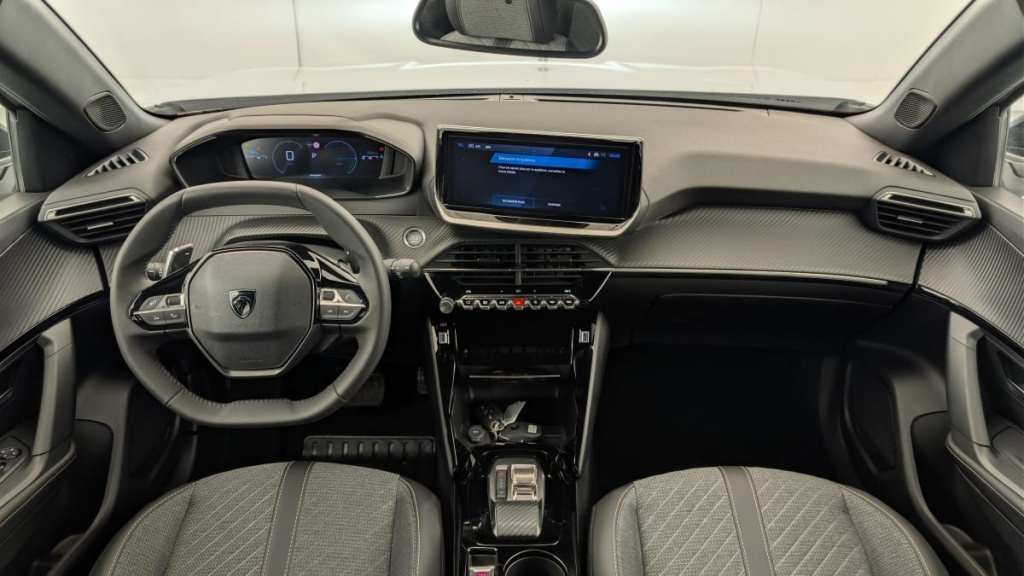 PEUGEOT 2008 Hybrid 145 e-DCS6 Allure - ref: 1-371763 - Photo 13