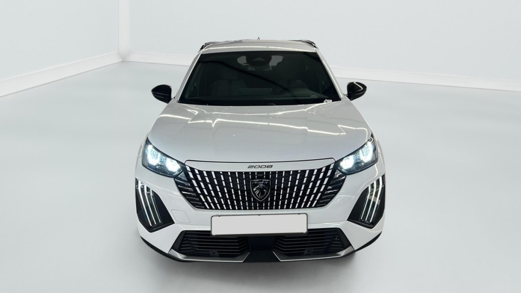 PEUGEOT 2008 Hybrid 145 e-DCS6 Allure - ref: 1-371769 - Photo 2