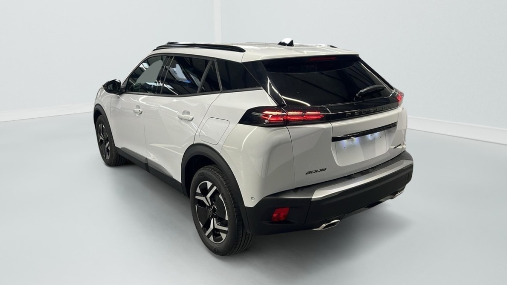 PEUGEOT 2008 Hybrid 145 e-DCS6 Allure - ref: 1-371769 - Photo 5