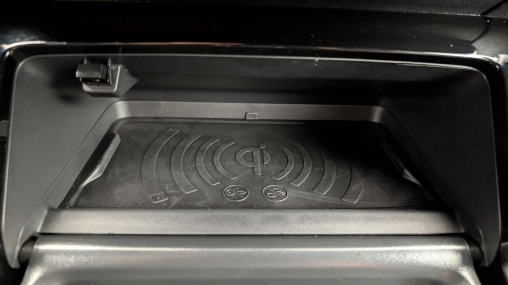 PEUGEOT 2008 Hybrid 145 e-DCS6 Allure - ref: 1-371774 - Photo 20