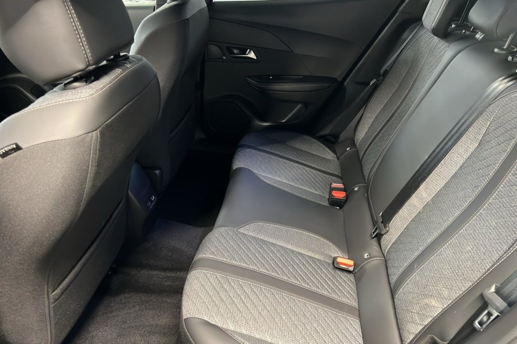 PEUGEOT 2008 100 S S BVM6 Allure - ref: 1-371837 - Photo 10