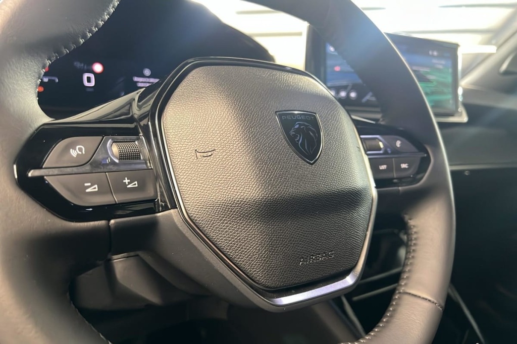 PEUGEOT 2008 100 S S BVM6 Allure - ref: 1-371837 - Photo 15