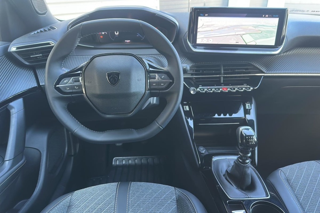 PEUGEOT 2008 100 S S BVM6 Allure - ref: 1-371864 - Photo 13