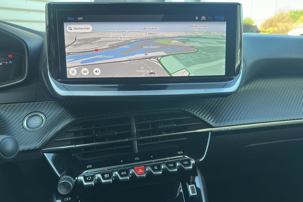 PEUGEOT 2008 100 S S BVM6 Allure - ref: 1-371864 - Photo 18