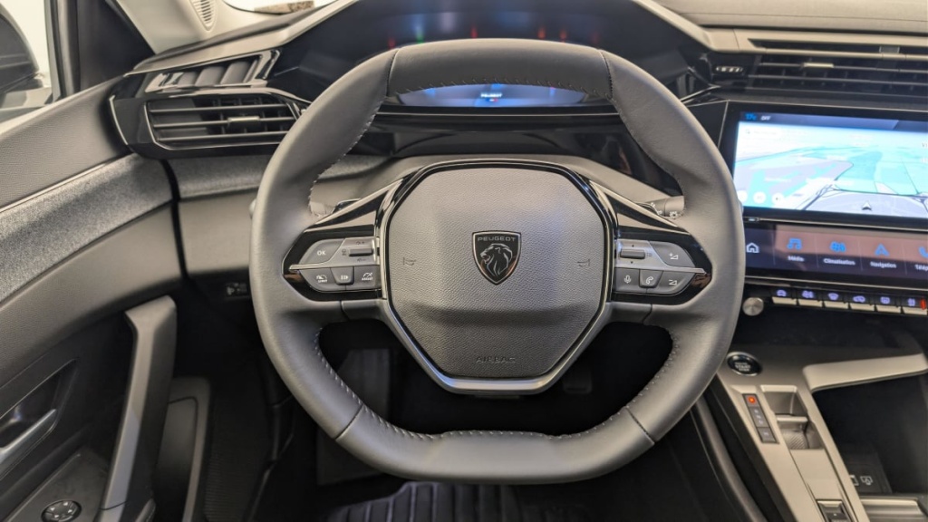 PEUGEOT 308 SW Hybrid 145 e-DCS6 Allure - ref: 1-371944 - Photo 14