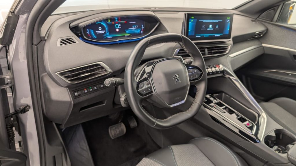 PEUGEOT 3008 Hybrid 225 e-EAT8 Allure Pack - ref: 1-371963 - Photo 15