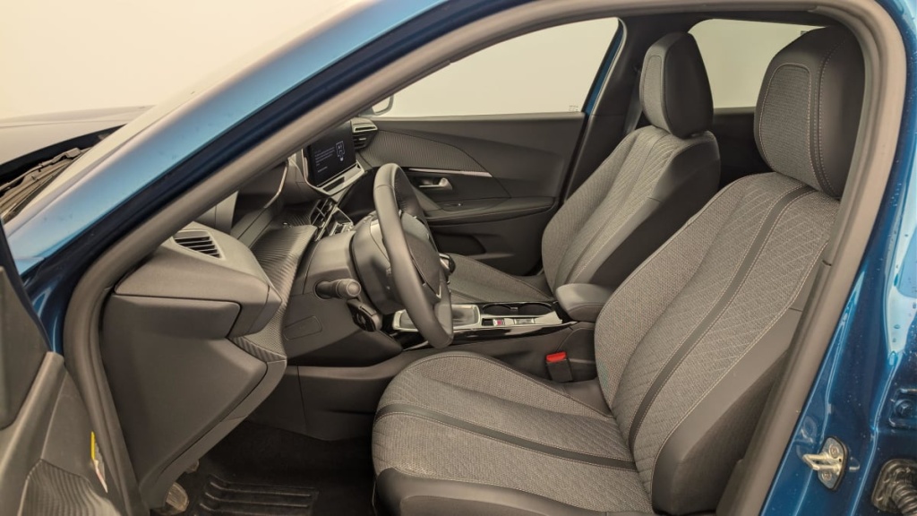 PEUGEOT 2008 100 S S BVM6 Allure - ref: 1-371971 - Photo 16