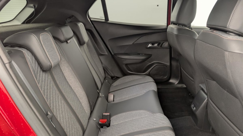 PEUGEOT 2008 100 S S BVM6 Allure - ref: 1-371983 - Photo 10