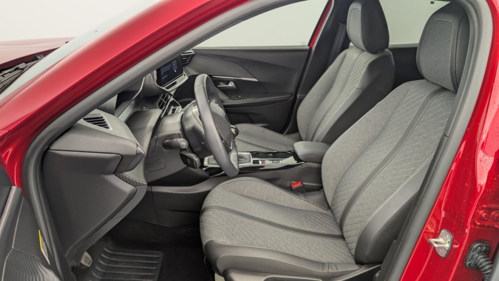 PEUGEOT 2008 100 S S BVM6 Allure - ref: 1-371983 - Photo 16