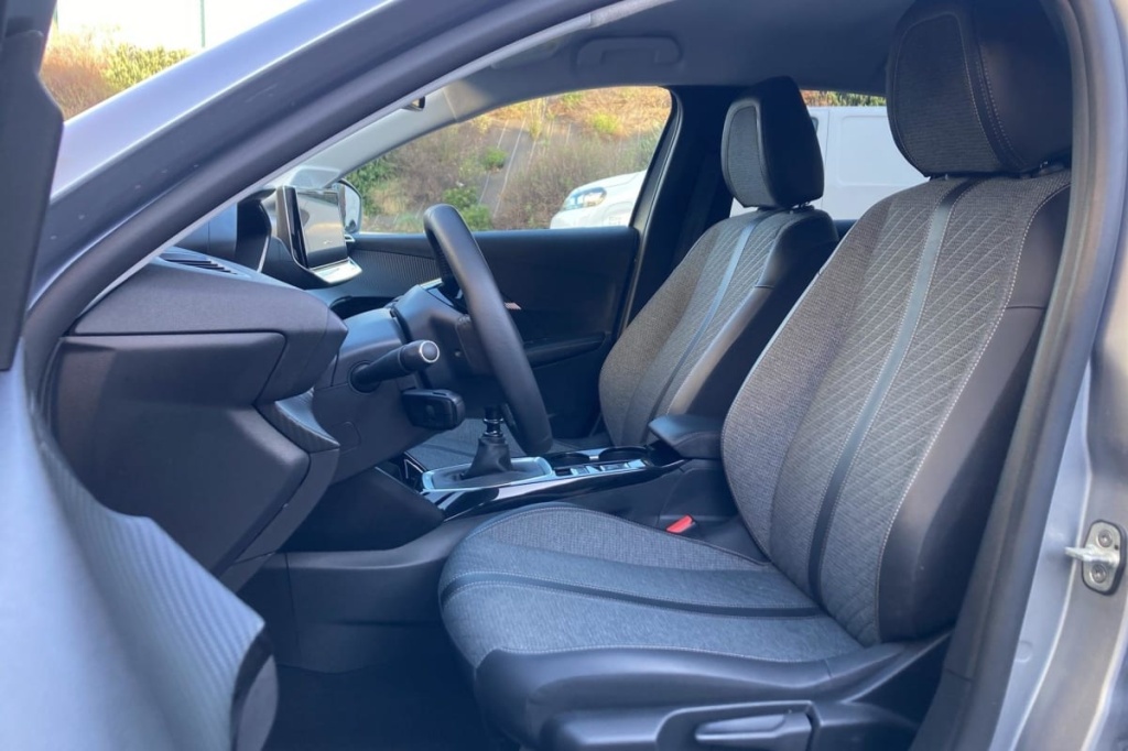 PEUGEOT 208 100 S S BVM6 Allure - ref: 1-372046 - Photo 9