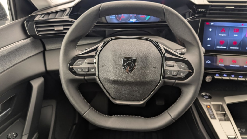 PEUGEOT 308 Hybrid 145 e-DCS6 Allure - ref: 1-372049 - Photo 14