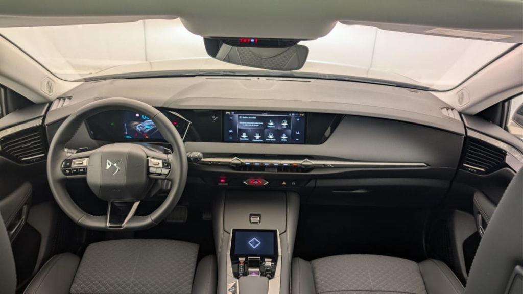 DS DS4 Hybride 136 e-DCT6 Pallas - ref: 1-372054 - Photo 13