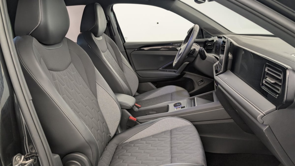 VOLKSWAGEN Tiguan 1.5 ETSI 150CH DSG7 VW EDITION - ref: 1-372225 - Photo 9