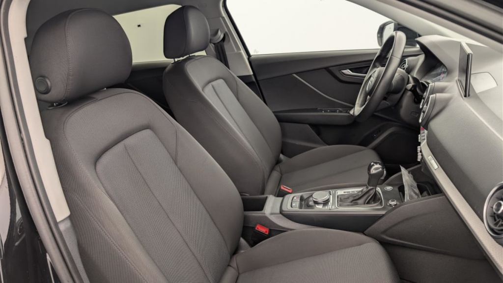 AUDI Q2 35 TFSI 150 S tronic 7 Design - ref: 1-372333 - Photo 9