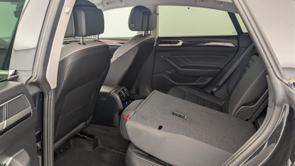 VOLKSWAGEN Arteon 1.4 EHYBRID RECHARGEABLE OPF 218 DSG6 ELEGANCE - ref: 1-372401 - Photo 12