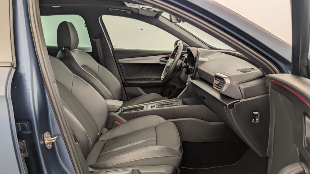 CUPRA Formentor 1.4 e-HYBRID 204 ch DSG6 V - ref: 1-372439 - Photo 9