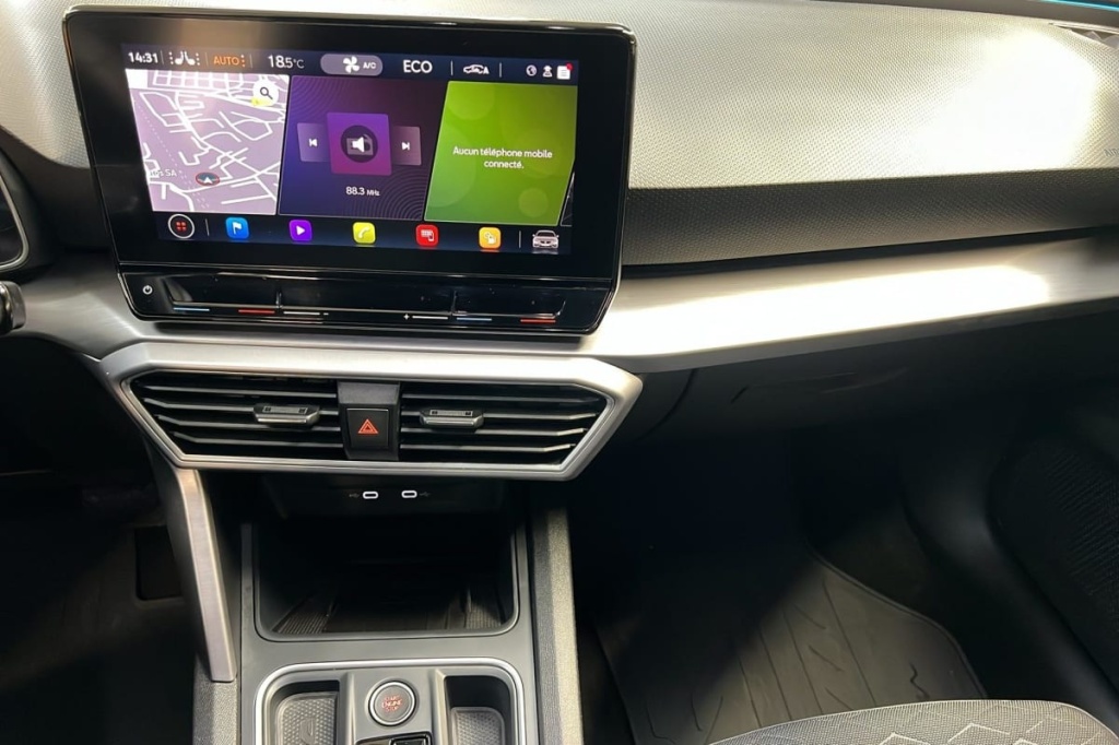 SEAT Leon E-HYBRID 204 CH DSG6 FR - ref: 1-372446 - Photo 17