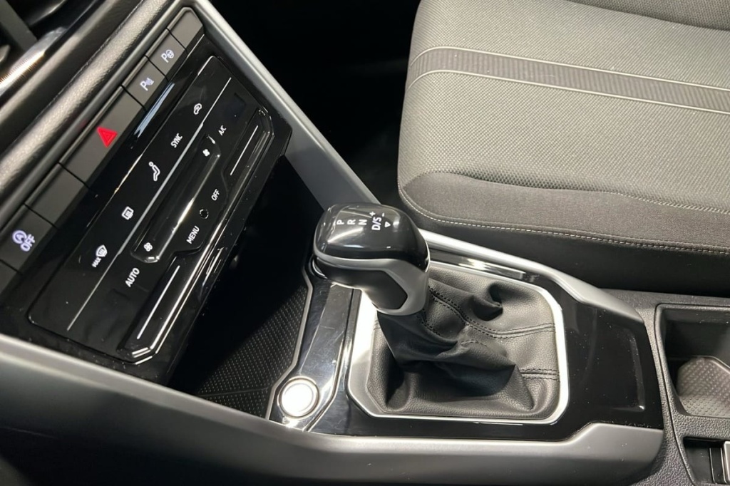 VOLKSWAGEN T-Roc 2.0 TDI 150 Start Stop DSG7 Life - ref: 1-372464 - Photo 16