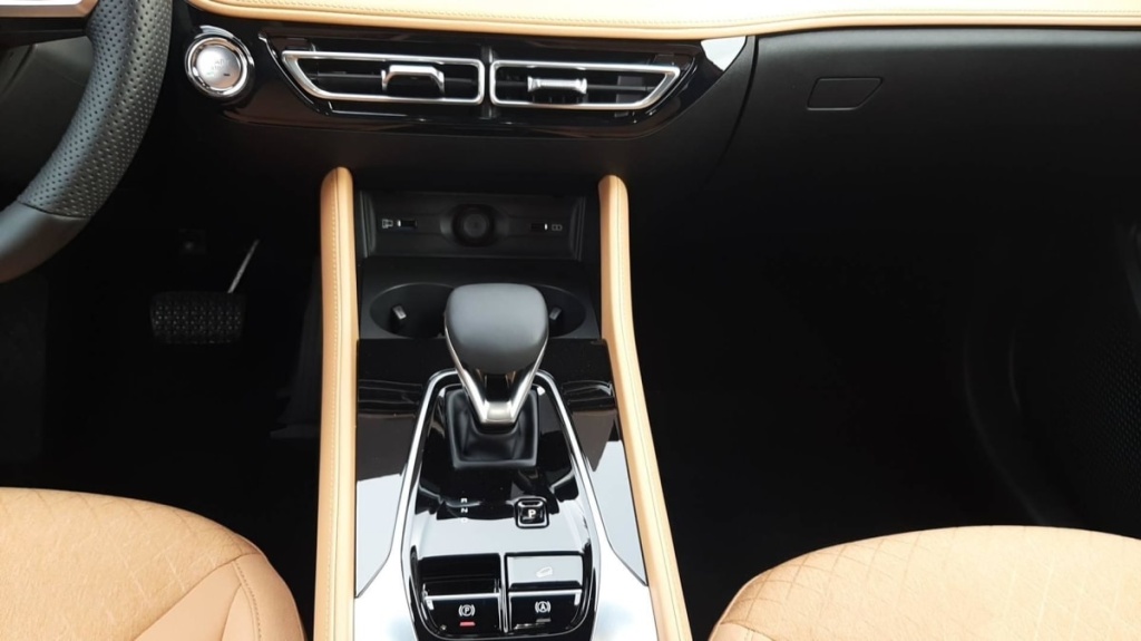 MG EHS 1.5T PHEV 272 ch Comfort - ref: 1-372606 - Photo 17