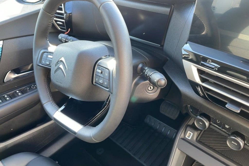 CITROEN E-C4 136 ch Automatique Feel - ref: 1-372613 - Photo 15