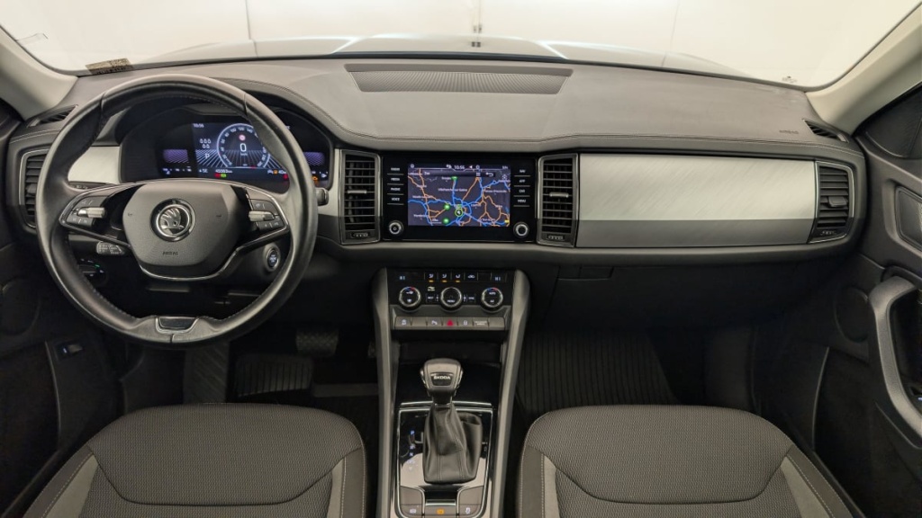 SKODA Kodiaq 2.0 TDI 150 SCR DSG7 7PL BUSINESS - ref: 1-372698 - Photo 13