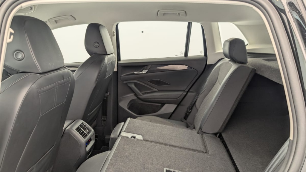 VOLKSWAGEN Tiguan 2.0 TDI 150ch DSG7 Life - ref: 1-373061 - Photo 12