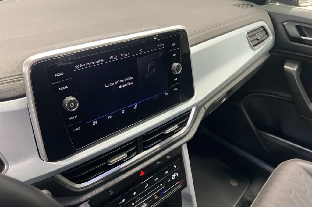 VOLKSWAGEN T-Roc 2.0 TDI 150 Start Stop DSG7 Life Plus - ref: 1-373527 - Photo 17