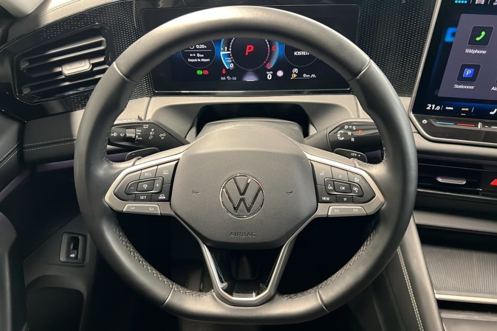 VOLKSWAGEN Tiguan 2.0 TDI 150ch DSG7 VW Edition - ref: 1-373904 - Photo 14