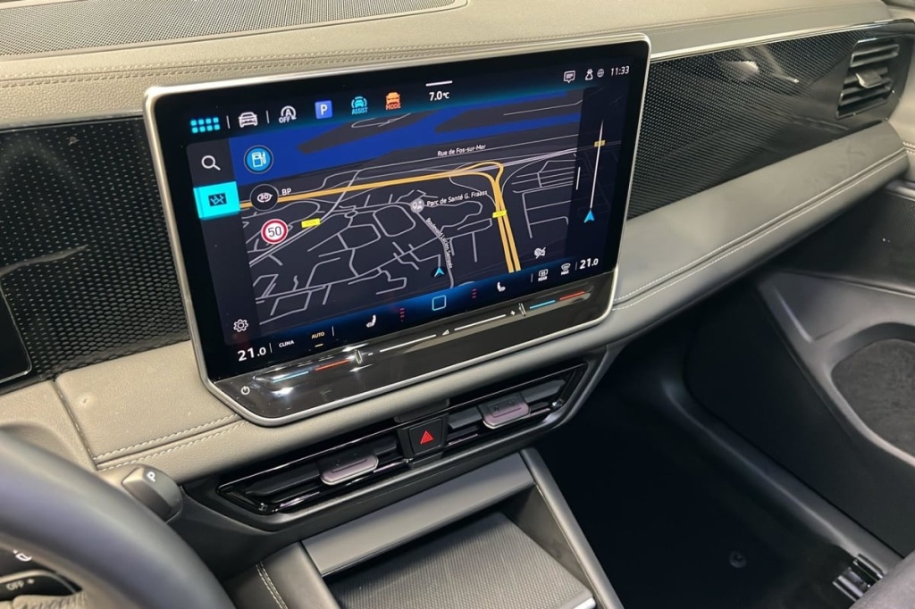 VOLKSWAGEN Tiguan 2.0 TDI 150ch DSG7 VW Edition - ref: 1-373904 - Photo 17