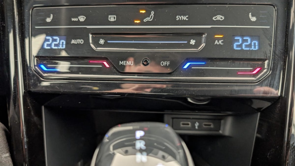 VOLKSWAGEN T-Roc 2.0 TDI 150 Start Stop DSG7 4Motion R-Line - ref: 1-374736 - Photo 20