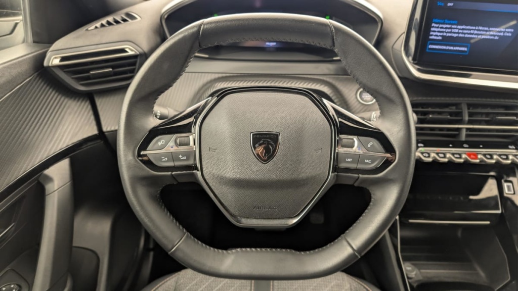 PEUGEOT 2008 50 kWh 136 ch Allure - ref: 1-374753 - Photo 14