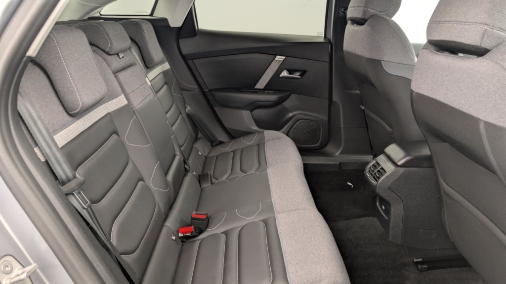 CITROEN C4 PureTech 130 EAT8 Max - ref: 1-374790 - Photo 10