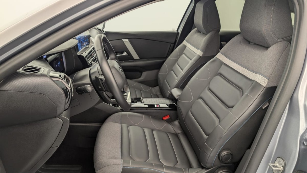 CITROEN C4 PureTech 130 EAT8 Max - ref: 1-374790 - Photo 16