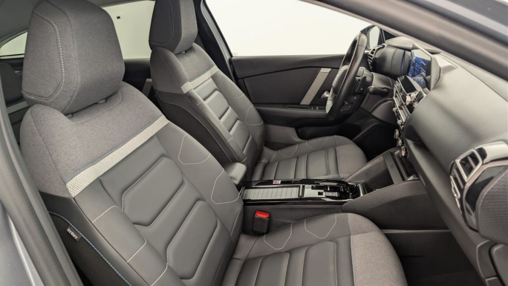 CITROEN C4 PureTech 130 EAT8 Max - ref: 1-374790 - Photo 9