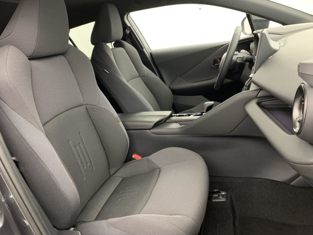 TOYOTA C-HR Hybride Rechargeable 225 Design - ref: 1-374877 - Photo 9